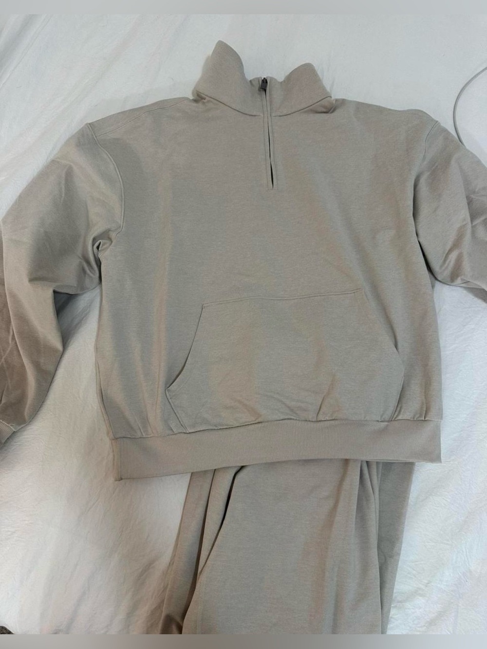Vuori set - top + pants - light tan - women’s XS - Picture 4 of 4